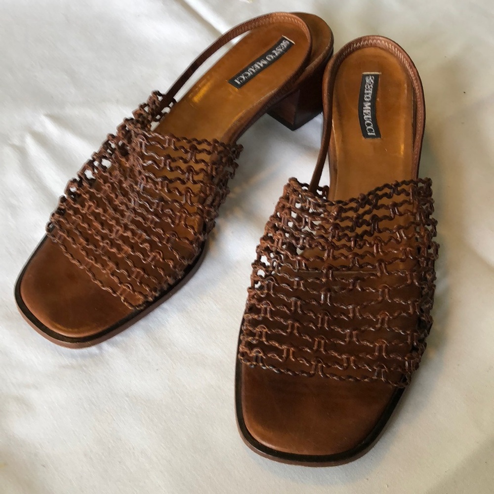 Sesto Meucci brown open weave sandals